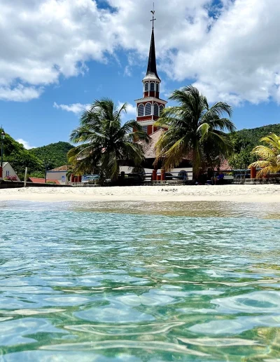 Village les anses d'arlet de martinique au bord de la mer