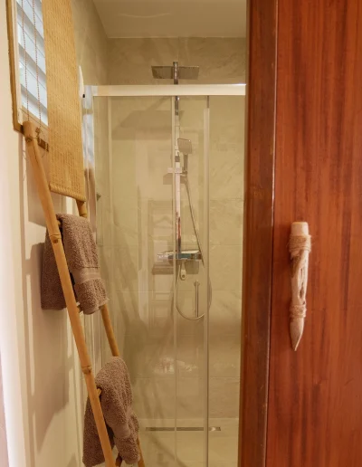 Coco Soley salle de bain Kaz Mango